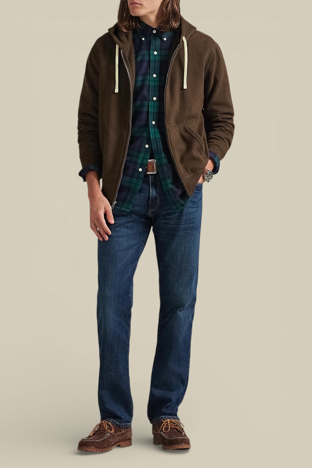 תמונת כל הלוק של סווטשירט קפוצ'ון